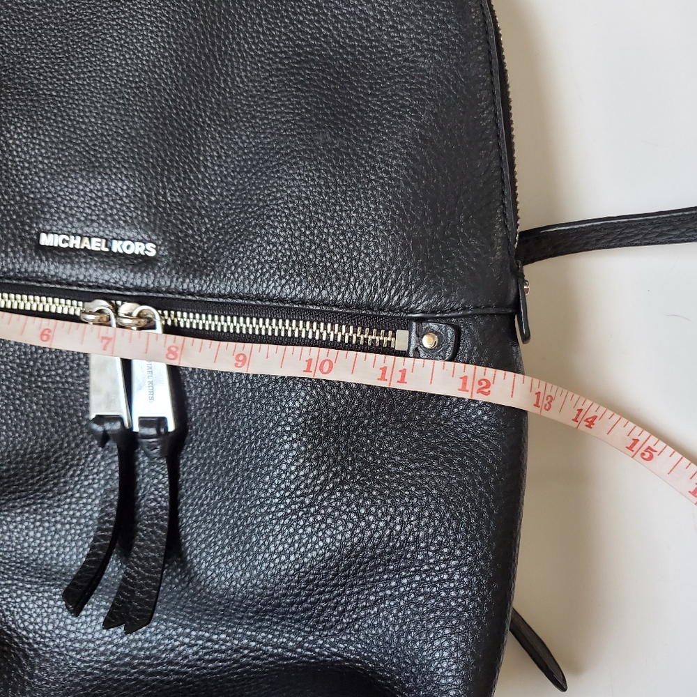 Michael kors pebble leather backpack black silver chain bag WOMEN'S - Picture 4 of 12